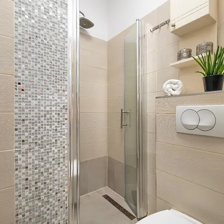 Apartment Dora Family Only Vodice