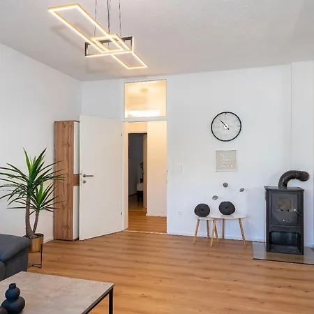 Dora Family Only Apartment